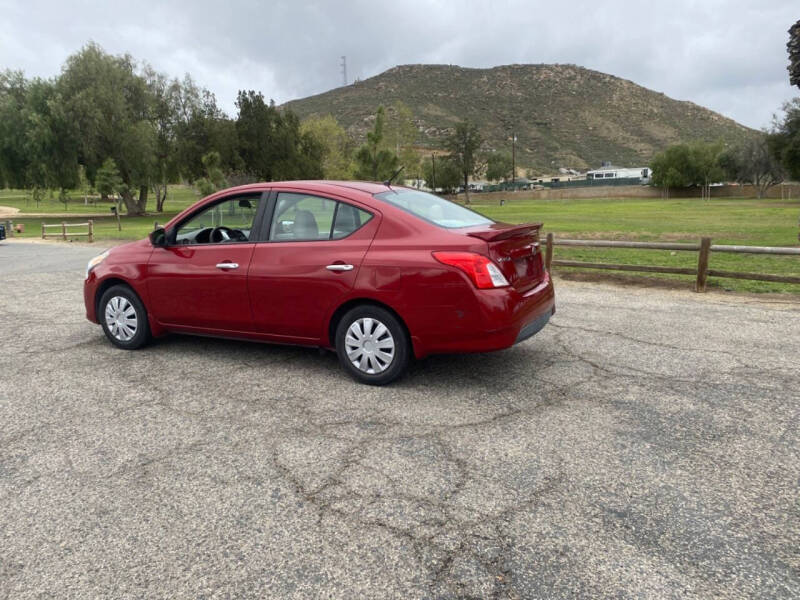 2015 Nissan Versa 1.6 SV