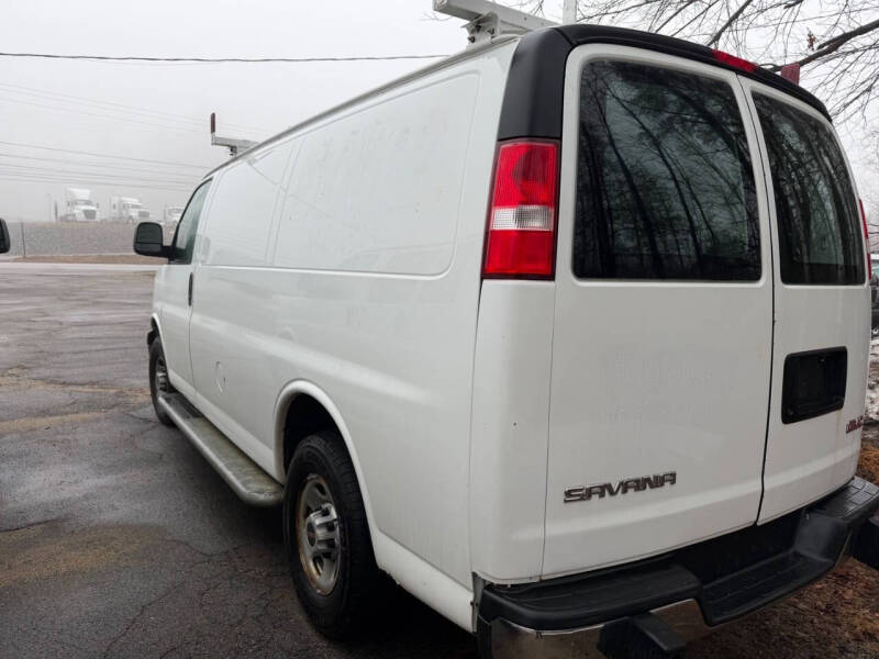 2017 GMC Savana 2500