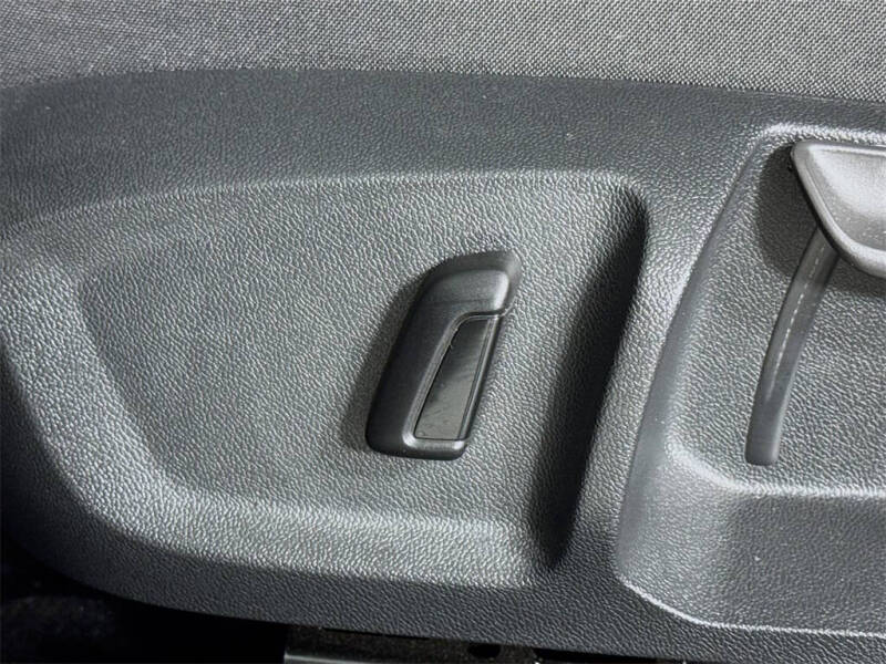 2022 Volkswagen Golf GTI SE