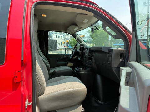 2019 GMC Savana 2500