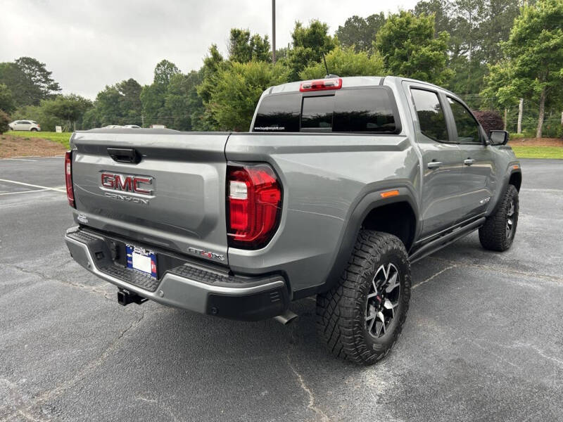 2025 GMC Canyon AT4