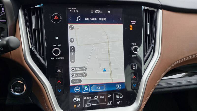 2022 Subaru Outback Touring XT