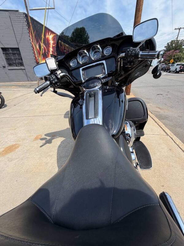 2014 Harley-Davidson Ultra Limited FLHTK
