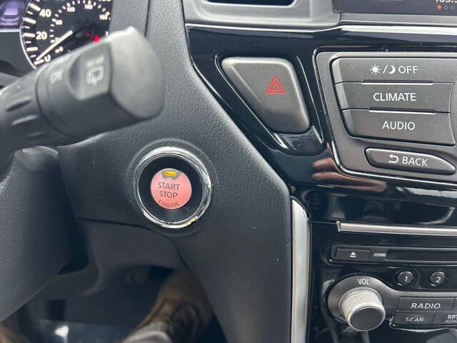 2019 Nissan Pathfinder SV