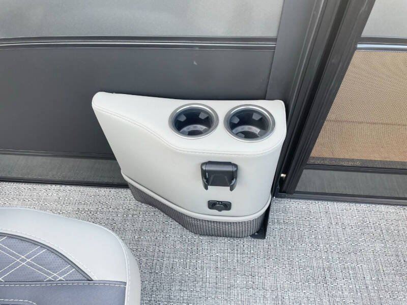 2024 Barletta Lusso 25UCA