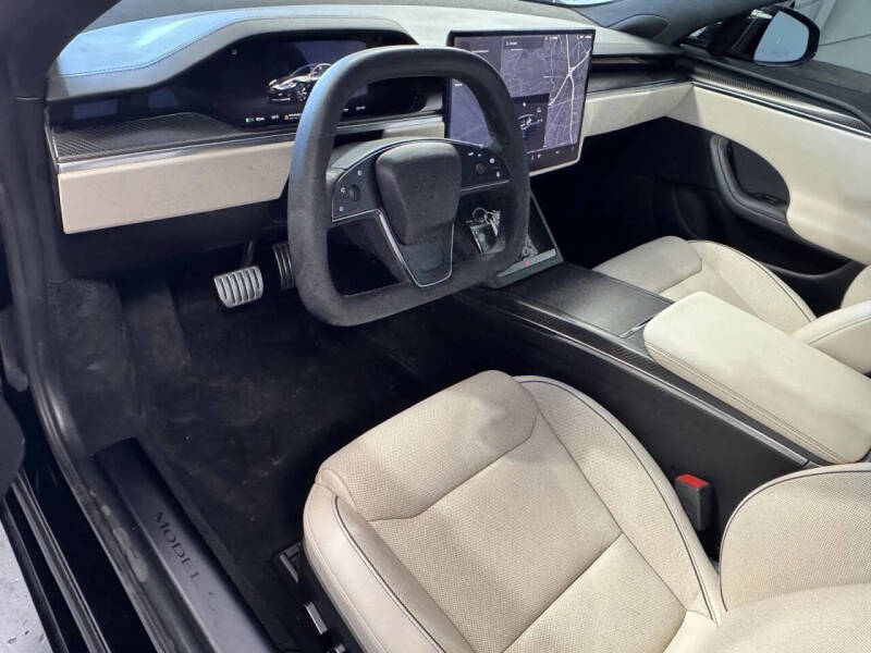 2022 Tesla Model S Plaid