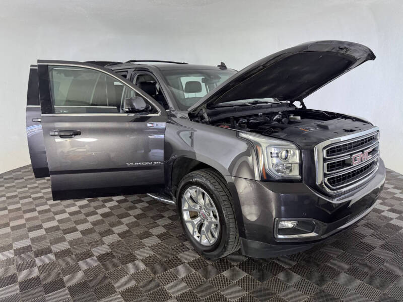2017 GMC Yukon XL SLT