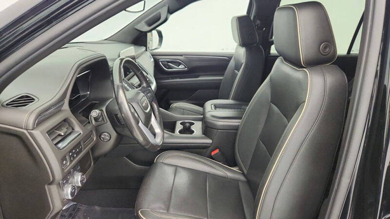 2022 GMC Yukon XL SLT