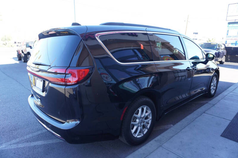 2022 Chrysler Pacifica Touring L