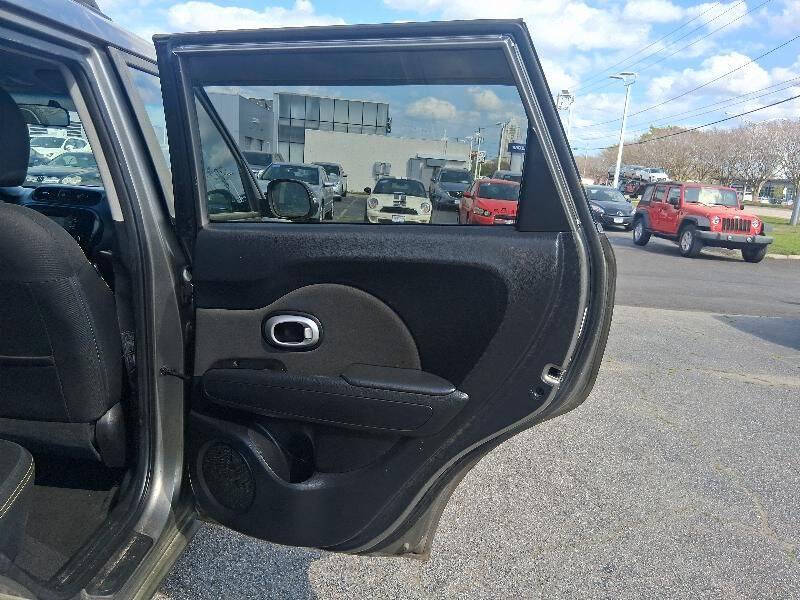 2014 Kia Soul +