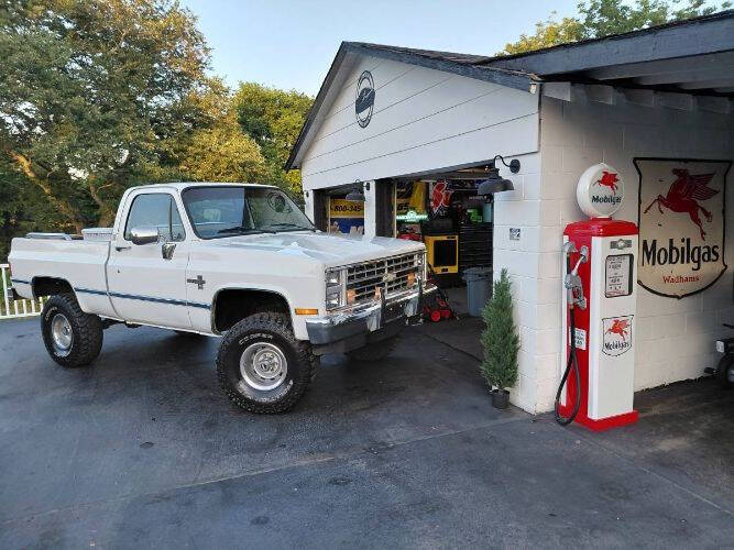 1987 Chevrolet Silverado 1500 SS Classic