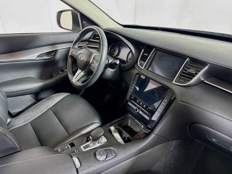 2022 Infiniti QX50 Luxe