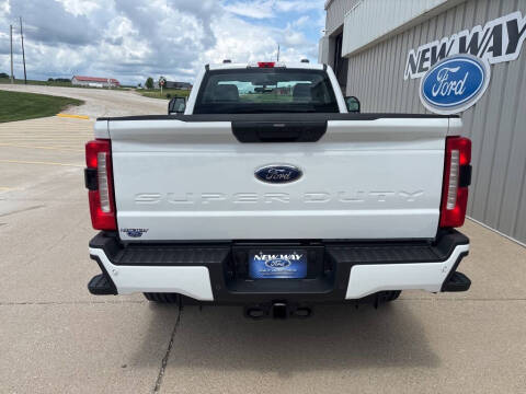 2025 Ford F-350 Super Duty XL