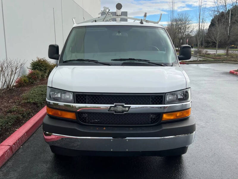 2022 Chevrolet Express 3500