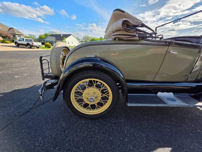 1928 Ford Roadster
