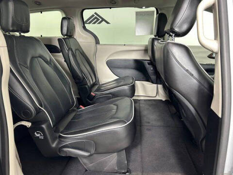 2022 Chrysler Pacifica Limited