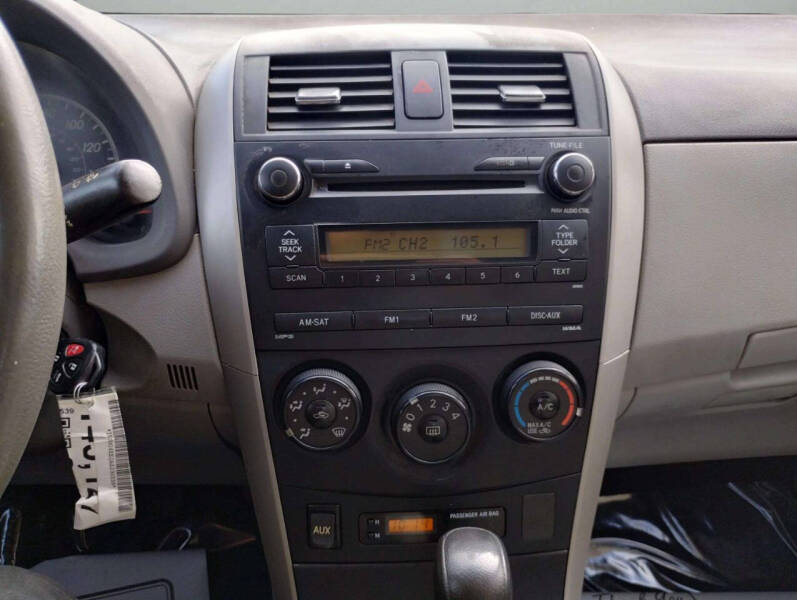 2010 Toyota Corolla LE