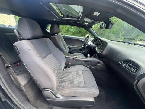 2019 Dodge Challenger SXT