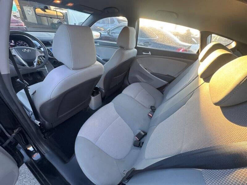 2013 Hyundai Accent GS