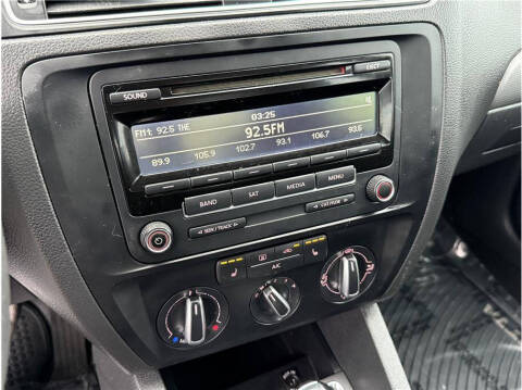 2015 Volkswagen Jetta