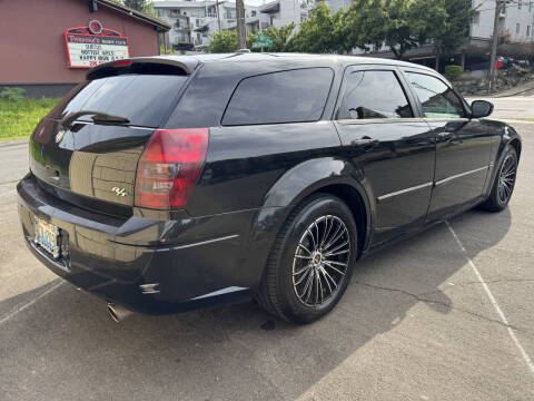 2005 Dodge Magnum RT
