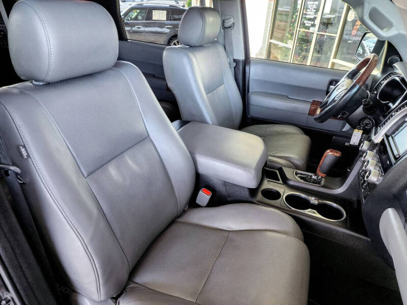 2018 Toyota Sequoia Platinum