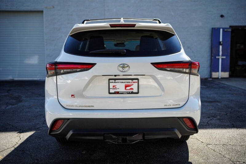 2022 Toyota Highlander XLE