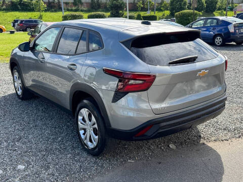 2024 Chevrolet Trax LS