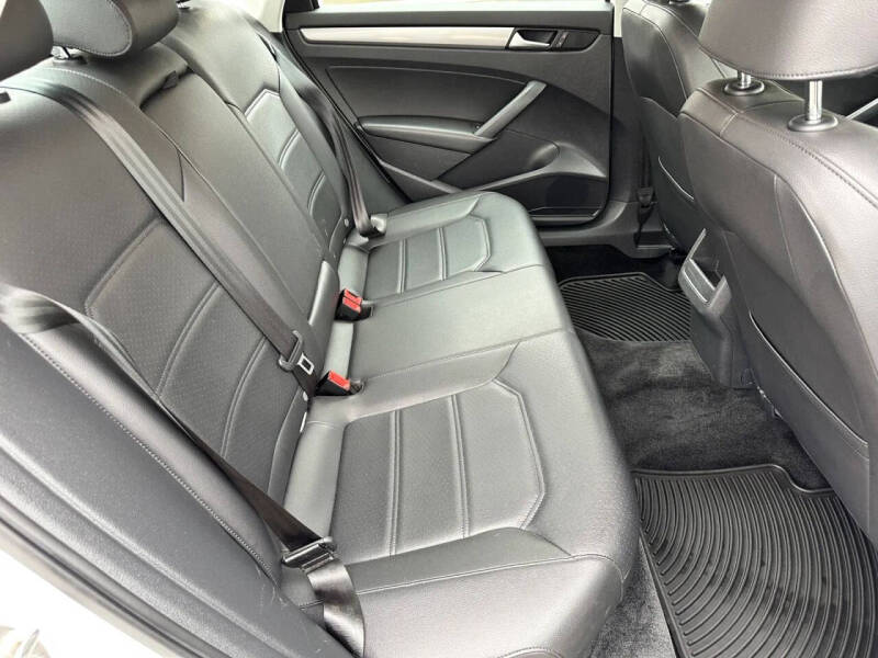 2015 Volkswagen Passat