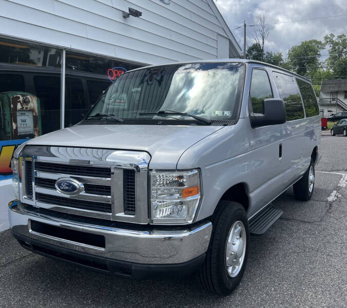 2013 Ford E-Series E-350 SD XLT