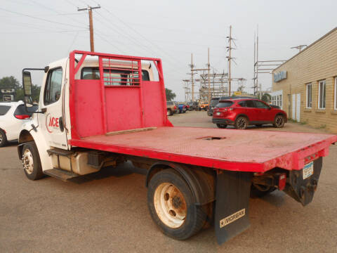 2007 Freightliner M2 106