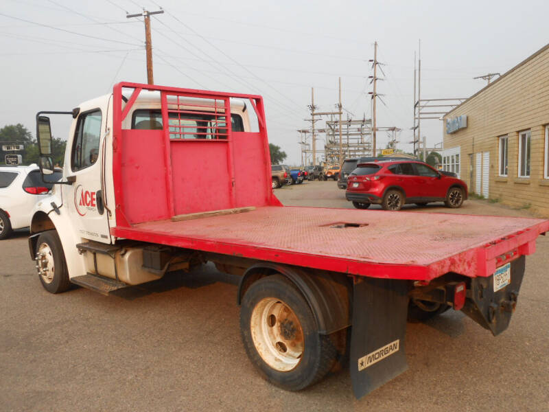 2007 Freightliner M2 106
