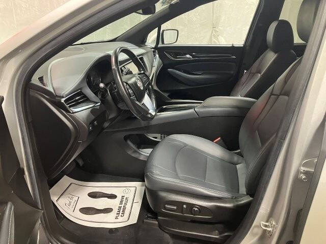 2022 Buick Enclave Essence