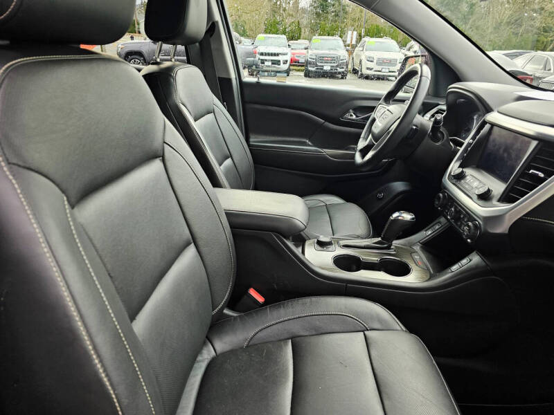 2017 GMC Acadia SLT-1