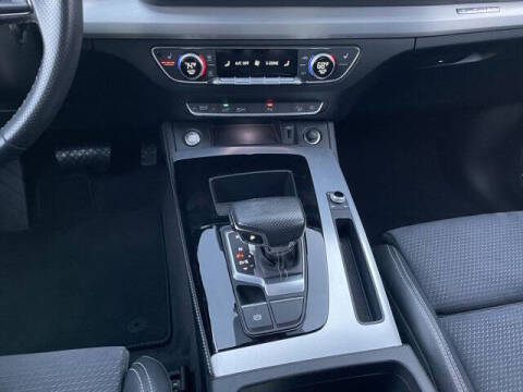 2022 Audi Q5 e quattro S line Prem Pl 55 TFSI