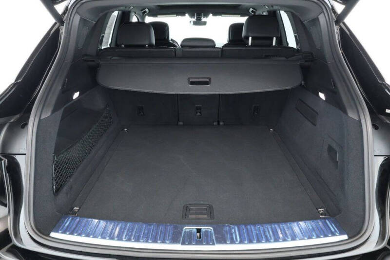 2022 Porsche Cayenne