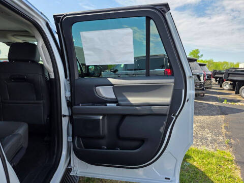 2026 Ford Expedition MAX Active