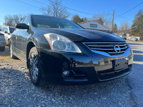 2012 Nissan Altima for sale at Auto Warehouse in Poughkeepsie NY