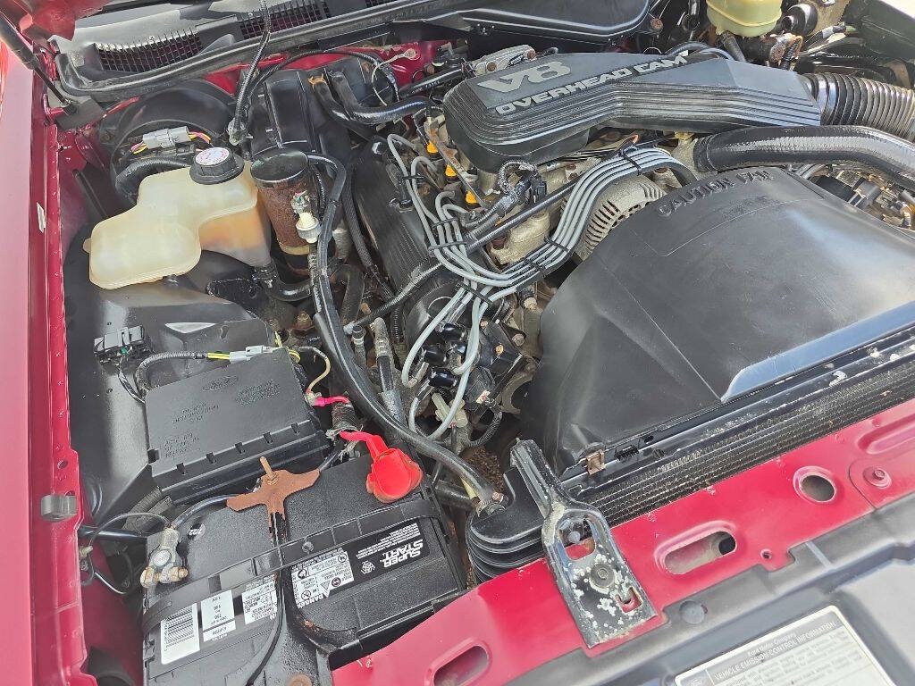 1993 Lincoln Town Car 23