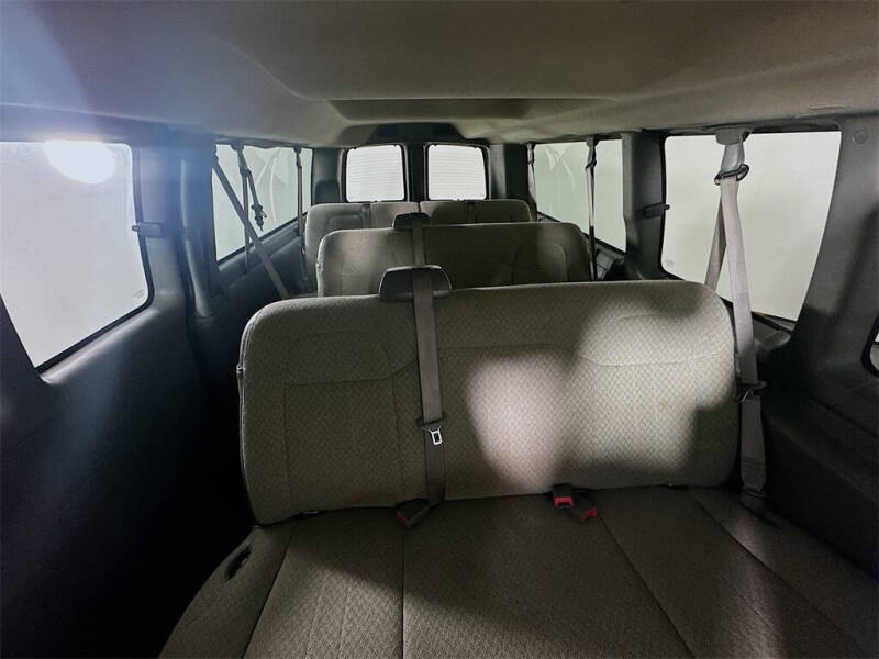 2023 Chevrolet Express LS 3500