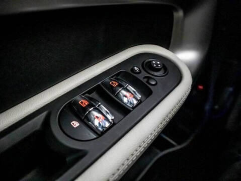 2023 MINI Countryman Plug-in Hybrid Cooper SE ALL4