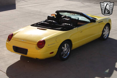 2004 Ford Thunderbird Deluxe