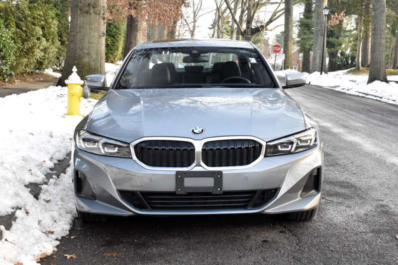 2024 BMW 3 Series 330i xDrive