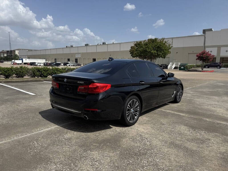 2017 BMW 5 Series 530i