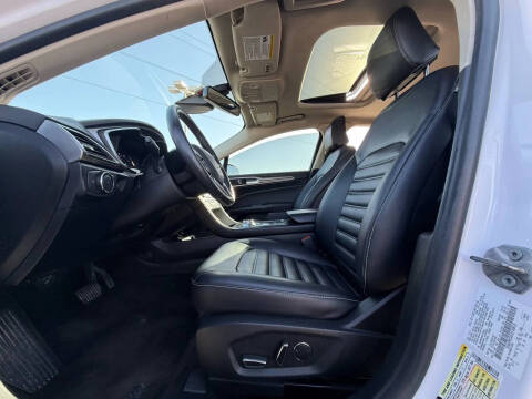 2020 Ford Fusion SEL