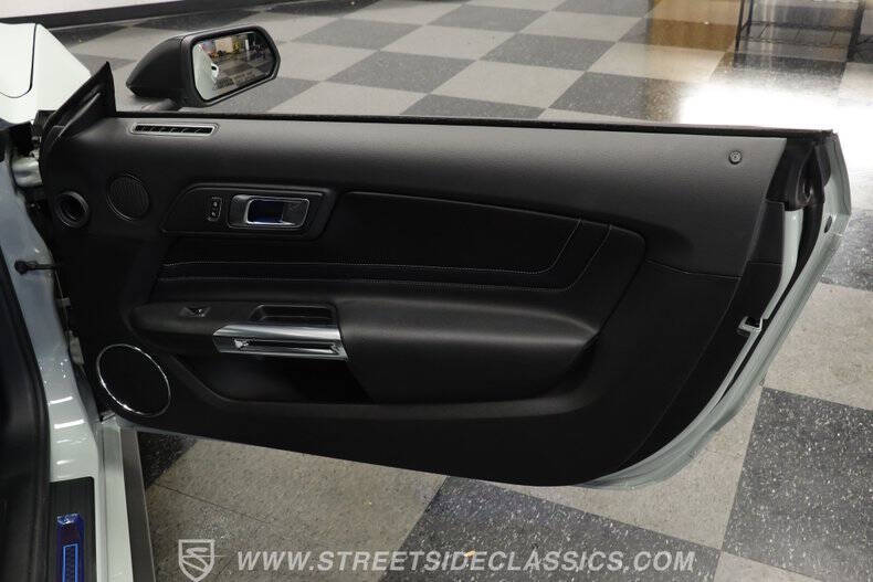 2022 Ford Mustang Mach 1