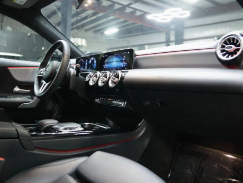 2020 Mercedes-Benz A-Class A 220