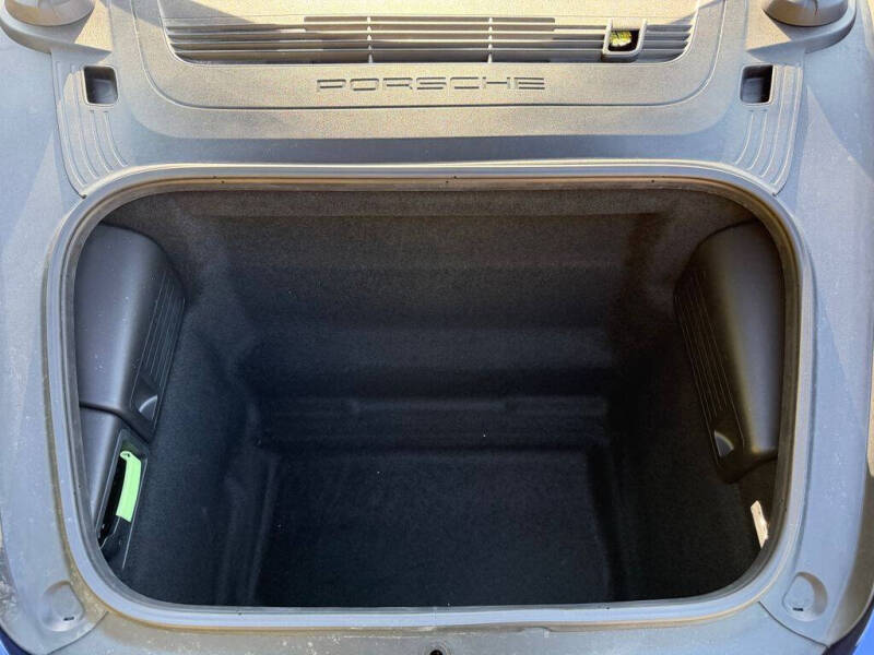 2020 Porsche 718 Cayman GT4