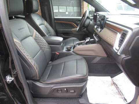 2023 GMC Canyon Denali