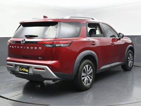 2023 Nissan Pathfinder SL